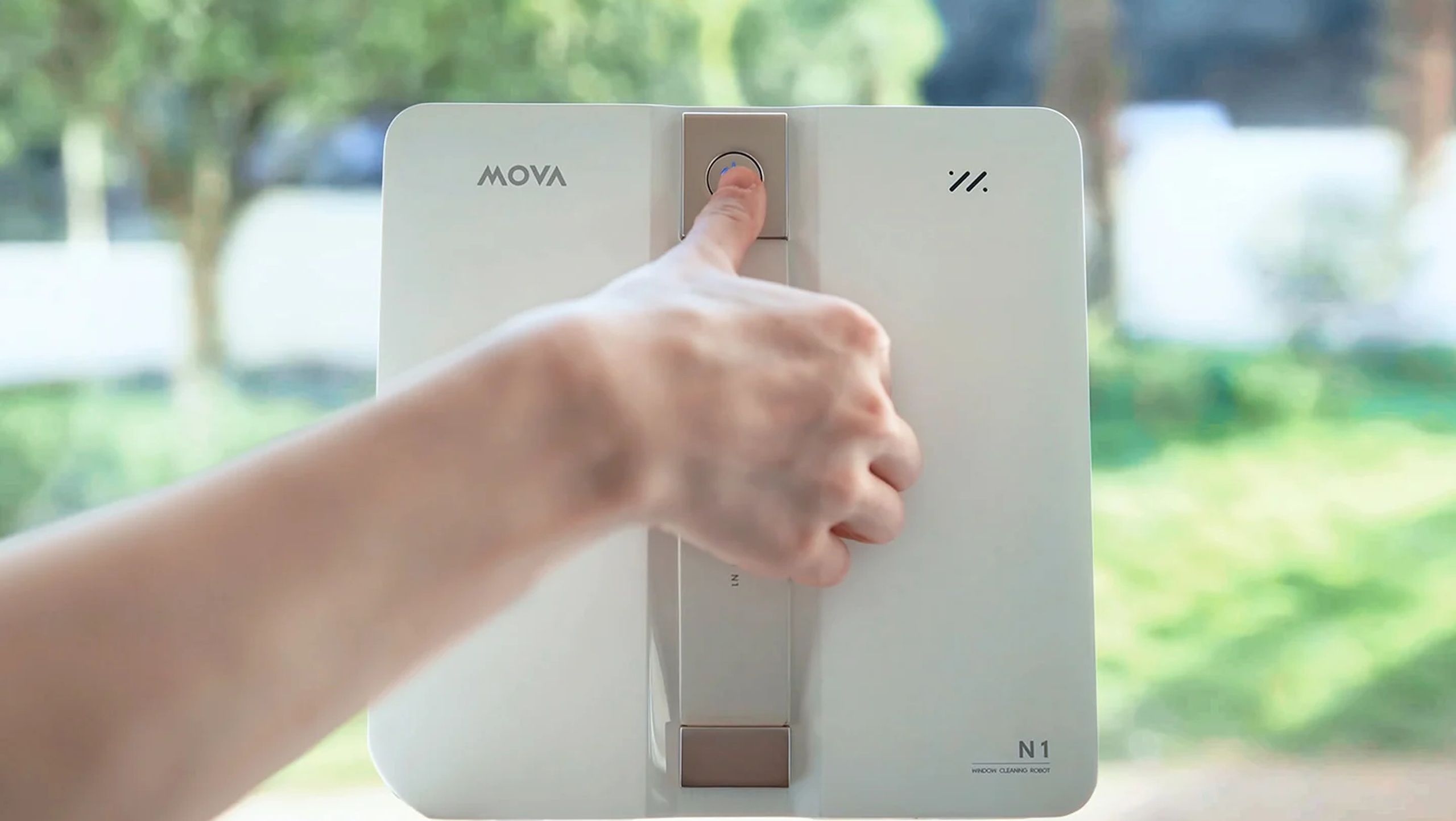 مکش قدرتمند 8000 پاسکال ربات شیشه پاک کن MOVA N1 می روبوت